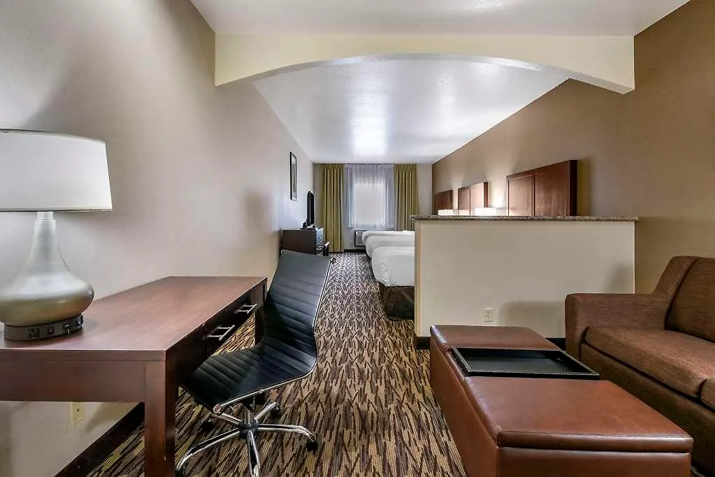 Comfort Suites Portland Airport 2*,  United States