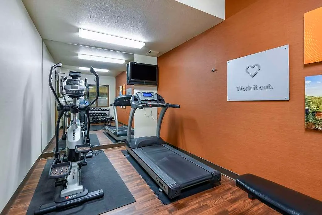 Hotel Comfort Suites Portland Airport