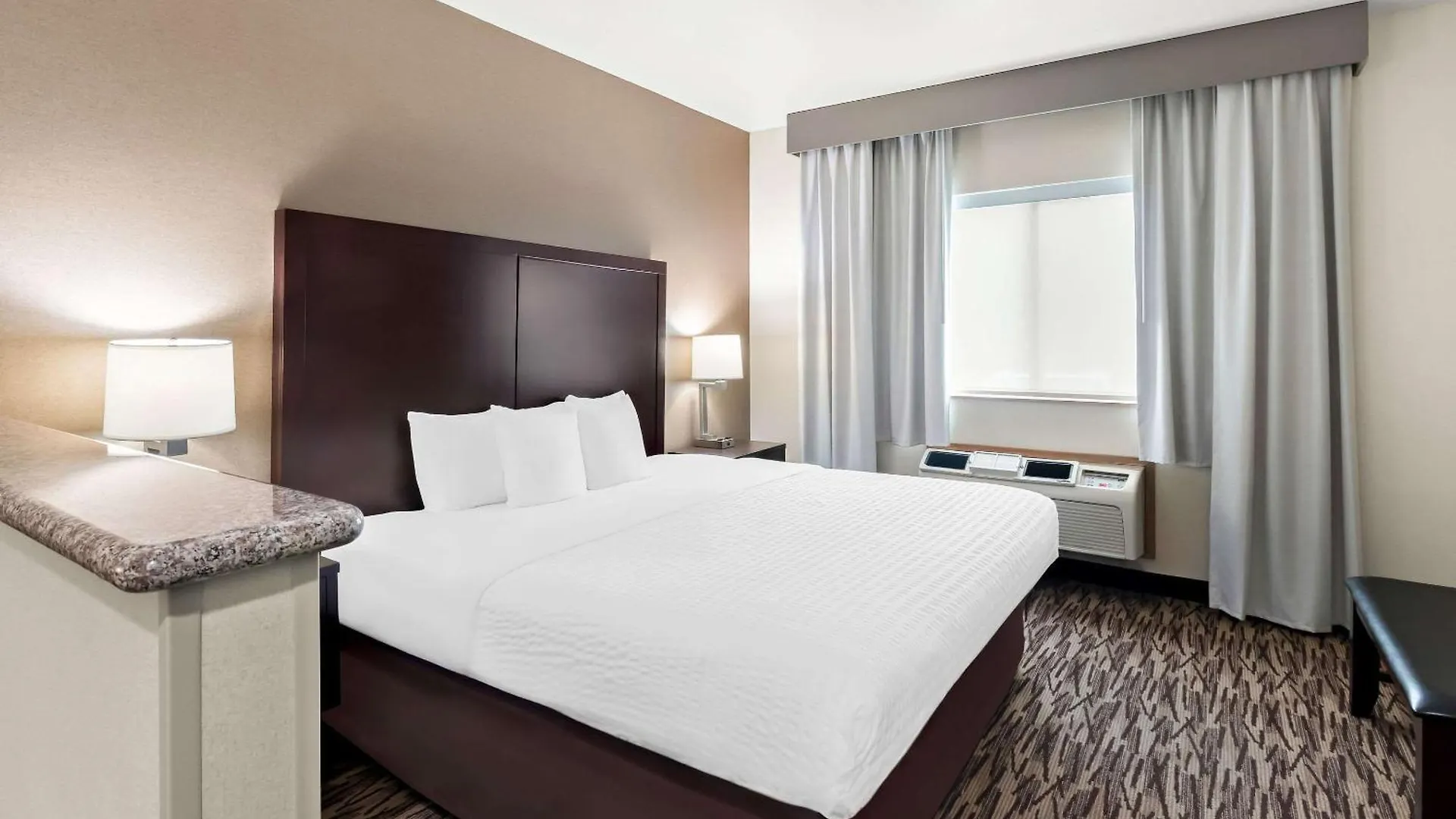 Comfort Suites Portland Airport