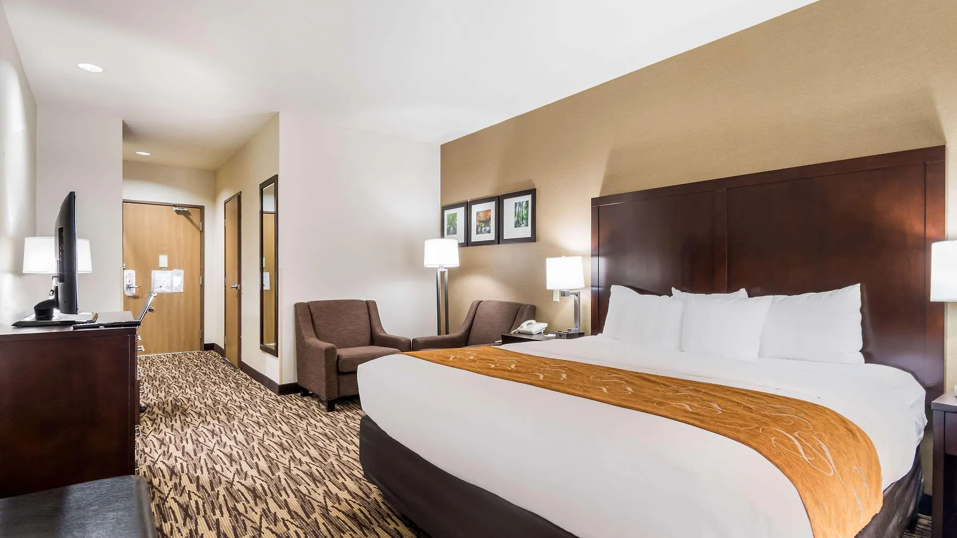 Hotel Comfort Suites Portland Airport